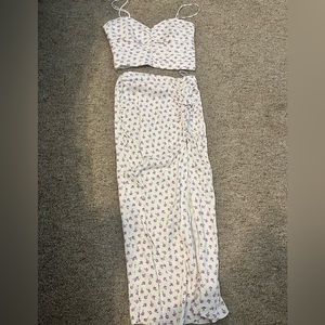 Silk purple and white floral skirt and top matching set. Worn one time. Size S